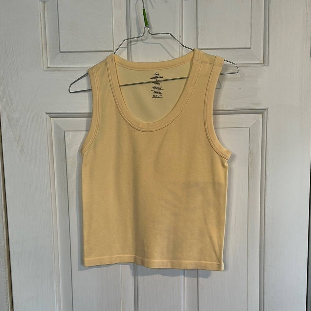 Real essentials yellow crop tank size large